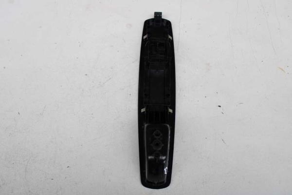 BOUTON LEVE VITRE RENAULT MEGANE  2009-2015  ( AVANT DROIT  ) - Vue 2